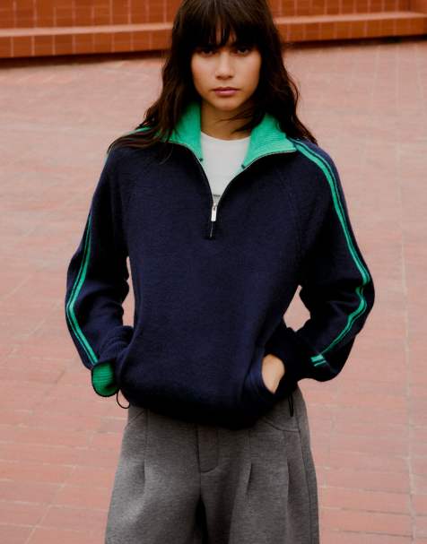 Bershka trui met contrasterende hals en halve rits in marineblauw - view 1