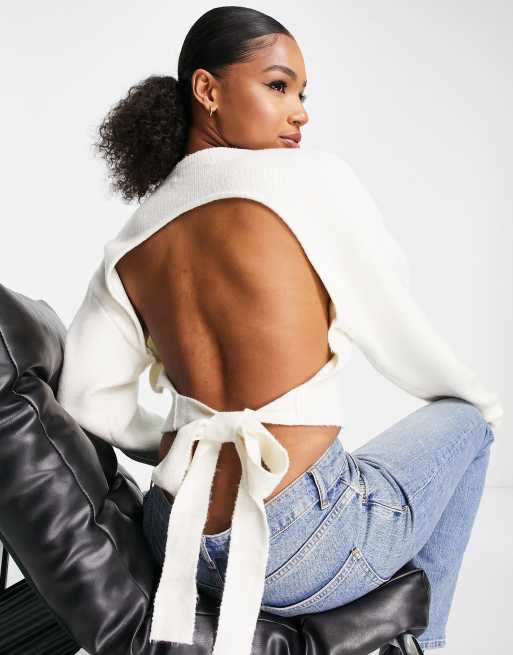 Bershka - Trui met gestrikte open achterkant in wit
