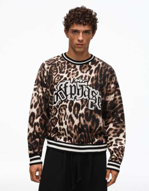 Bershka trui met ronde hals en dierenprint in bruin - view 1