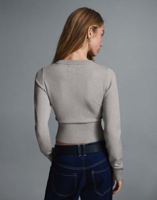 Bershka - Trui met V-hals en geborduurd logo in grijs, 3 van 5