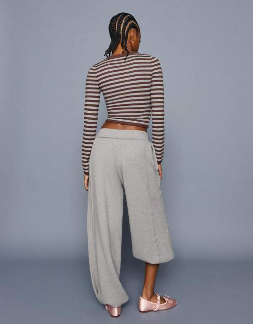 Bershka trui met V-hals, strepen en gesp in bruin, 3 van 6