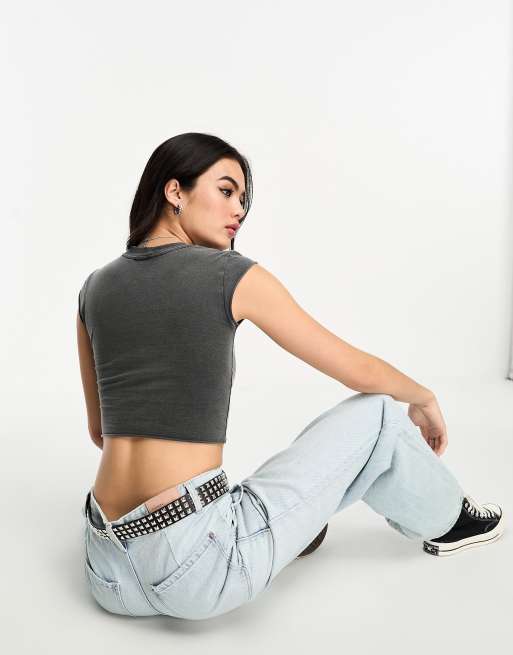 Bershka Tupac baby tee in washed grey, 2 of 4