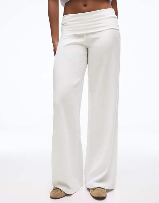 Bershka Turn-up waist trousers in white, 2 of 5