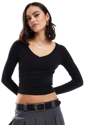 Bershka v-neck long sleeve top in black