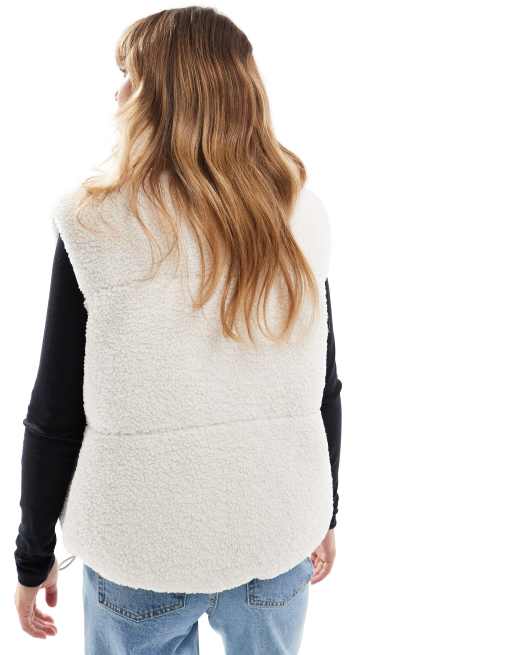 Bershka - Vendbar ecrufarvet vest i imiteret rulam og nylon, 4 af 4