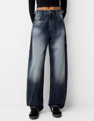 Bershka - Verstellbare Balloon Fit Carpenter-Jeans in Marineblau