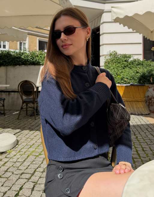 Bershka vest met ronde hals en knoopsluiting in blauw, 3 van 5