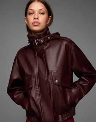 Bershka - Veste en similicuir avec poches - Bordeaux | ASOS