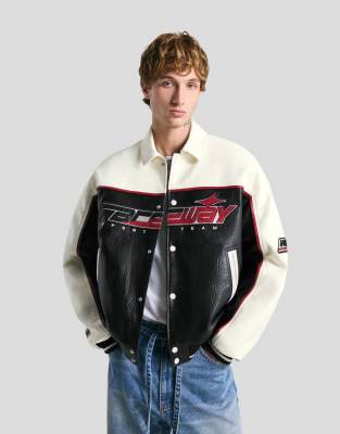 Bershka - Veste en similicuir imprimée - Noir | ASOS