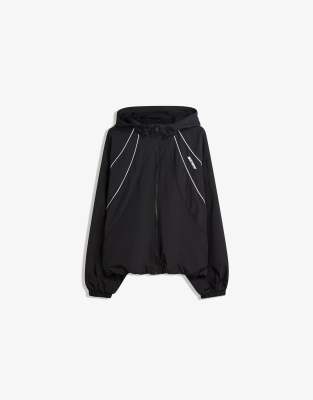 Bershka - Veste légère à capuche - Noir