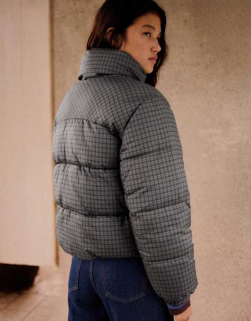 Bershka veste matelassée oversize à carreaux marron, 2 de 6