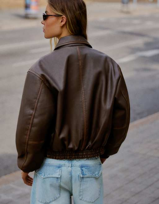 Bershka - Veste oversize en imitation cuir - Marron, 2 de 4