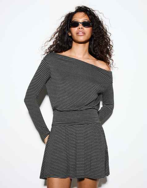 Bershka - Vestito corto a maniche lunghe grigio e nero con stampa e fusciacca - view 1