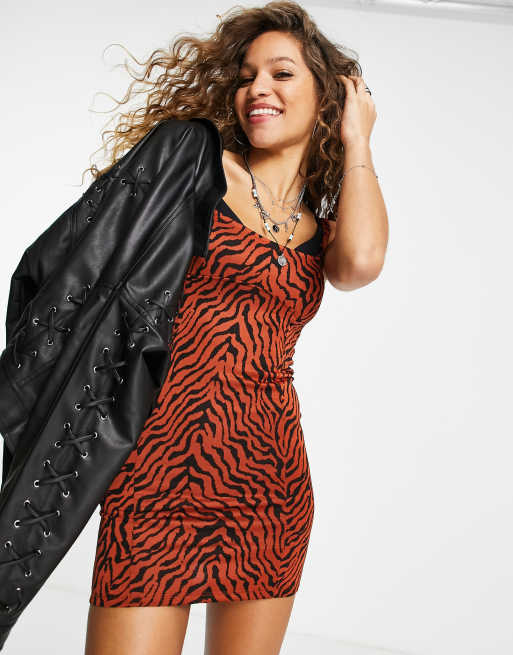 Vestito zebrato bershka online