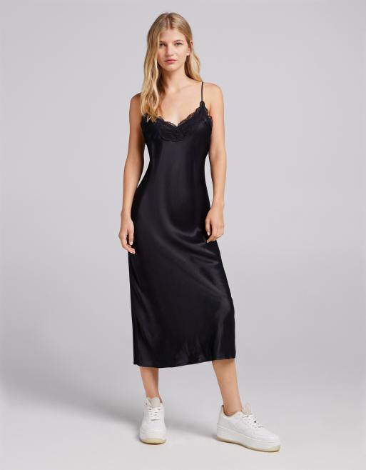 Bershka - Vestito midi in raso con inserti in pizzo, colore nero