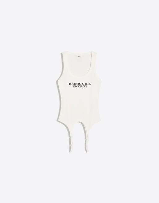 Bershka vesttop med print og strømpebåndseffekt i hvid, 5 af 5