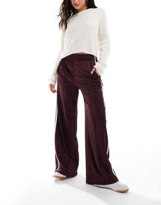 Bershka – Vinröda sweatpants med vida ben och kantband