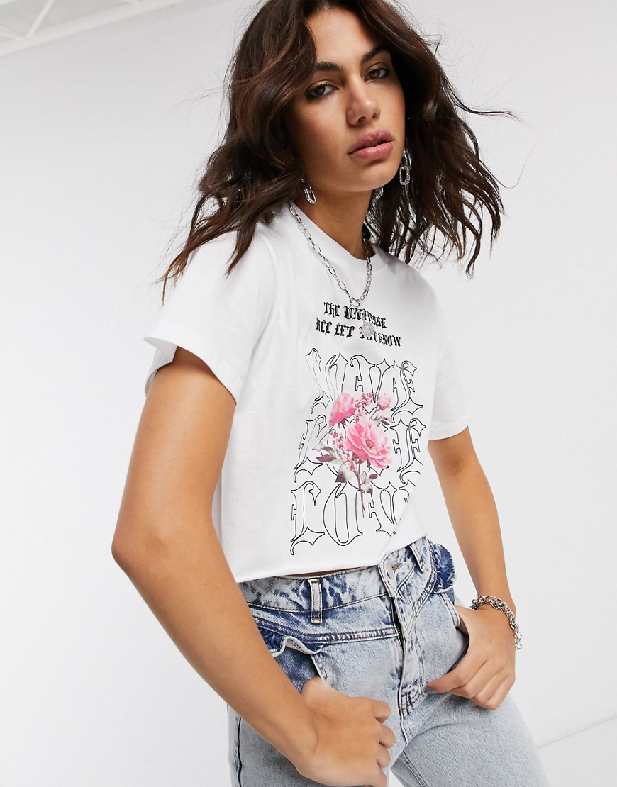 Bershka – Vit kort t-shirt i oversize-modell med love-tryck