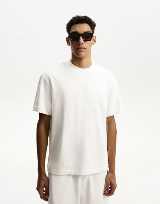 Bershka – Vit, kortärmad t-shirt i kraftigt material