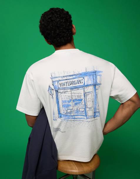 Bershka – Vit, mönstrad t-shirt med boxig passform - view 1