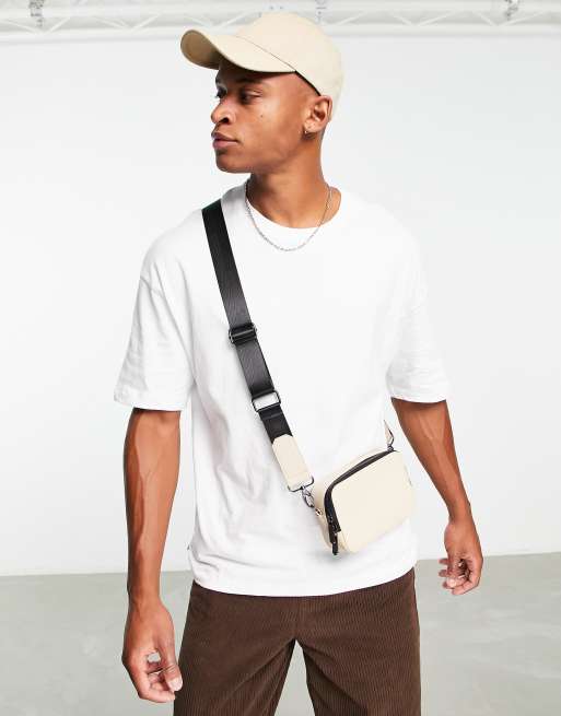 Bershka – Vit t-shirt i oversize-modell