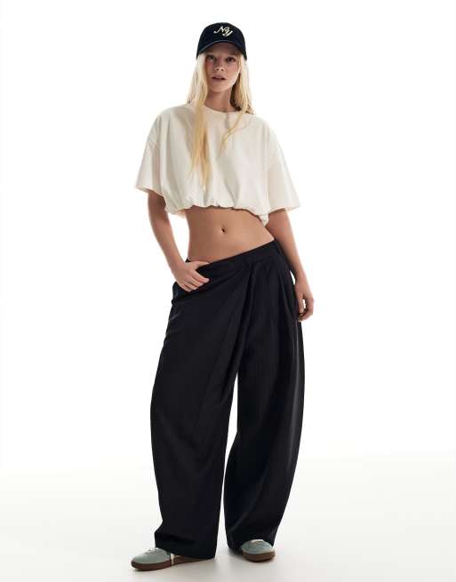 Bershka – Vit t-shirt med korta ärmar och ballongfåll, 2 av 4