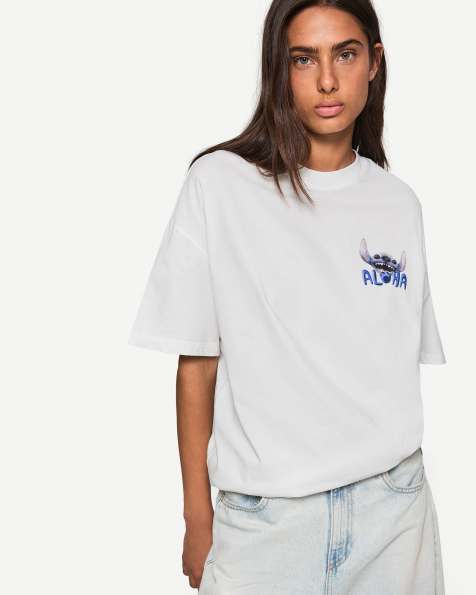 Bershka – Vit t-shirt med korta ärmar och Lilo och Stitch-tryck - view 1