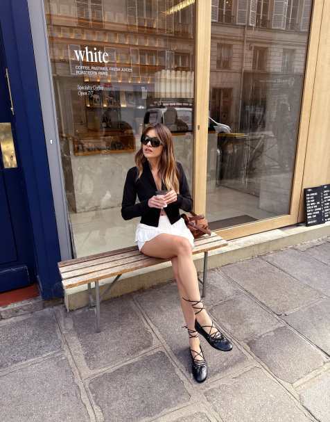 Bershka – Vit, texturerad skort i bohostil - view 1