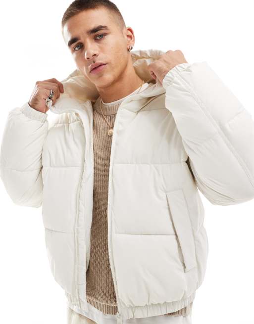 Bershka Wattierte Jacke mit Kapuze in Beige