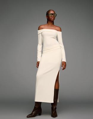 Bershka - Weicher Strick-Midirock in Ecru-Weiß