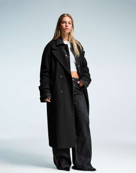Bershka – Weicher Trenchcoat in Schwarz mit Gürtel - view 1