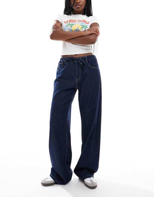 Bershka – Weit geschnittene Jeans in Indigoblau mit gebundener Vorderseite