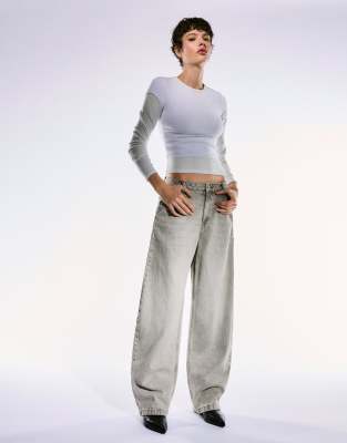 Bershka - Weite Balloon-Jeans in Hellgrau