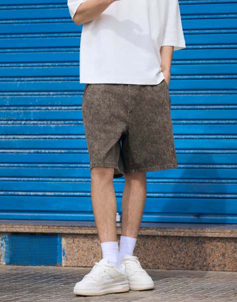 Bershka – Weite Bermudashorts mit All-over-Print in Grau und Schwarz - view 1