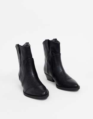 bershka cowboy boots