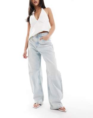 wide balloon leg jeans in super light wash-Blue