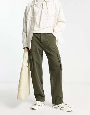 Bershka wide leg cargo trouser in khaki