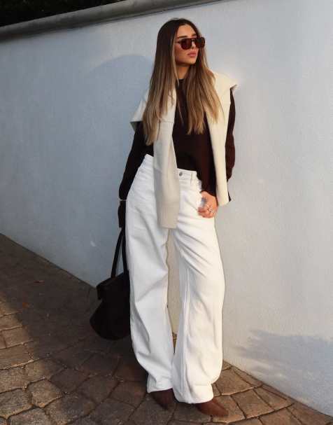Bershka Wide-leg jeans in ecru - view 1