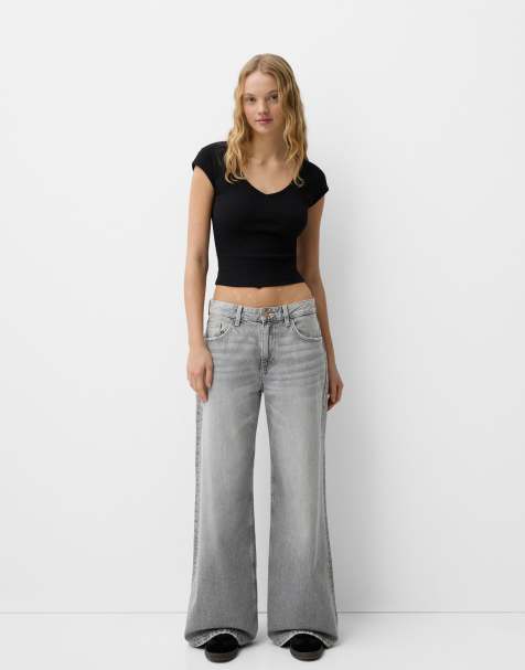 Bershka wide leg jeans in light grey