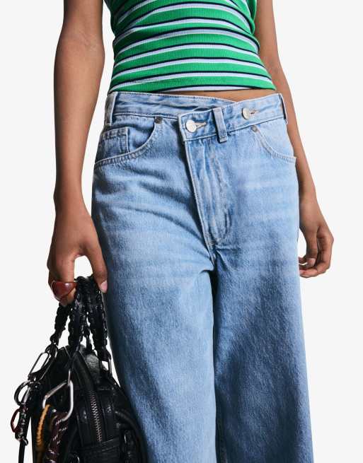 Bershka wide leg jeans in mid blue