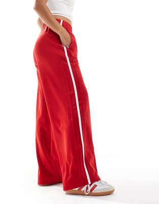 wide leg piping detail sweatpants in red