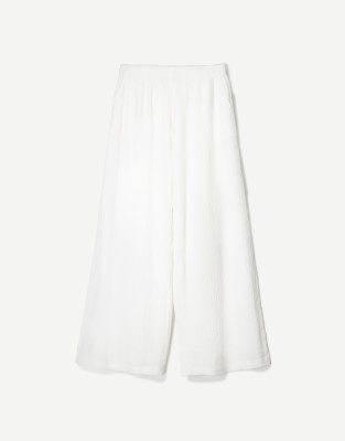 Bershka Wide-leg rustic double cloth trousers in white - view 1