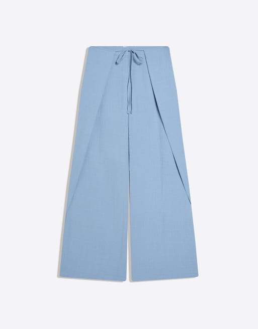 Bershka Wide-leg rustic pleated trousers in mid blue, 4 of 4