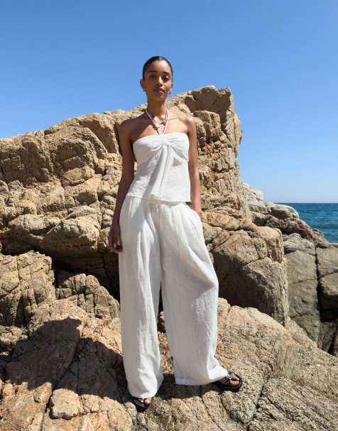 Bershka wide leg rustic trousers with darts in white  