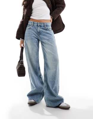 wide leg skater jeans in washed light blue