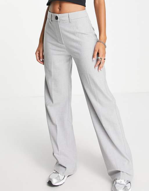 Bershka wide leg slouchy dad tailored pants in gray | ASOS