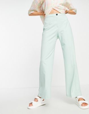 Bershka wide leg slouchy dad tailored pants in sage (part of a set) - ASOS Price Checker