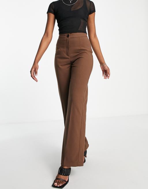 Bershka wide leg slouchy dad tailored trousers in brown , 4 of 4