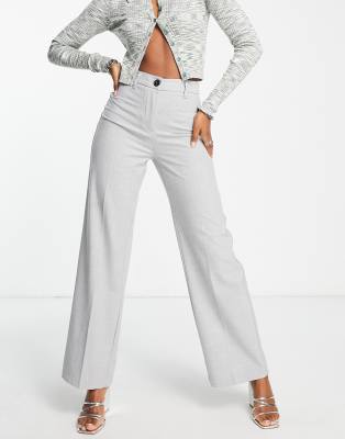 Bershka wide leg slouchy dad pants in light grey - ASOS Price Checker