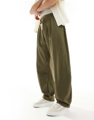 パンツ wide fit cargo pants - khaki Bershka wide leg tailored cargo pants in khaki | ASOS